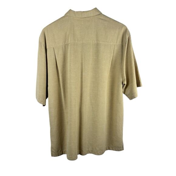 Jamaica Jaxx Silk Textured Beige Button Down‎ Short Sleeve Wooden Buttons M - Picture 2 of 5
